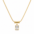 Elegant Gold Pendant Necklace