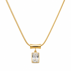 Elegant Gold Pendant Necklace