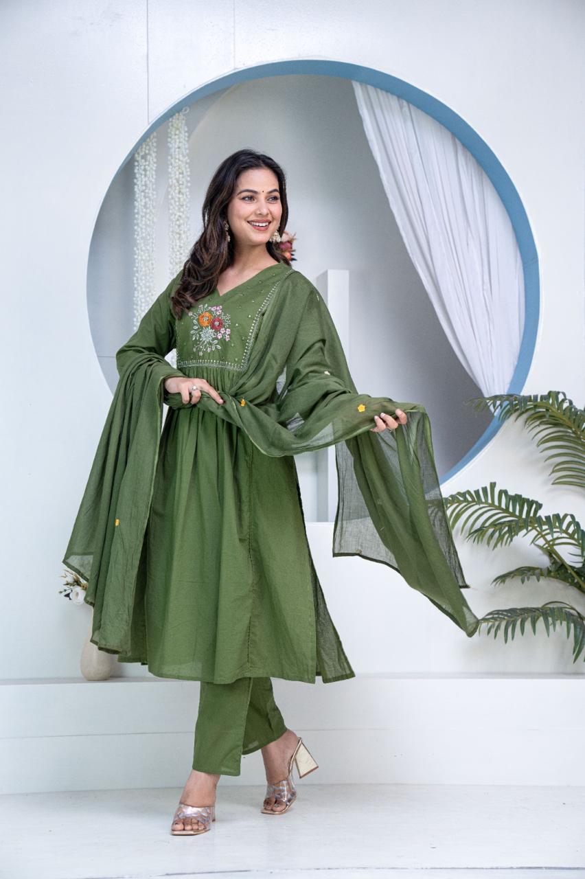 Elegant Olive Green Embroidered Kurta Set for Women - VNS Laxury