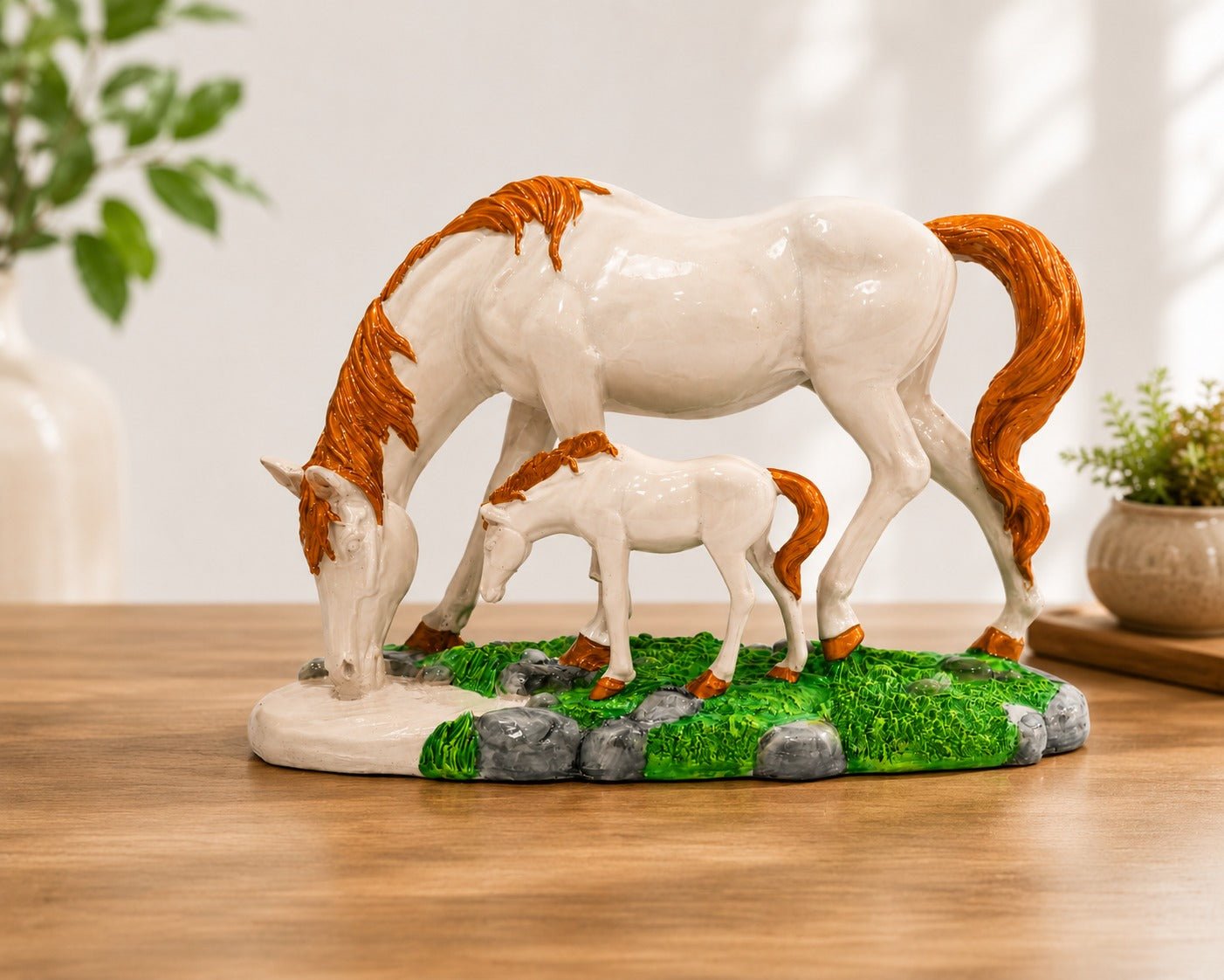 White and Golden Polyresin Decoration Horse Statue - ANS Billons